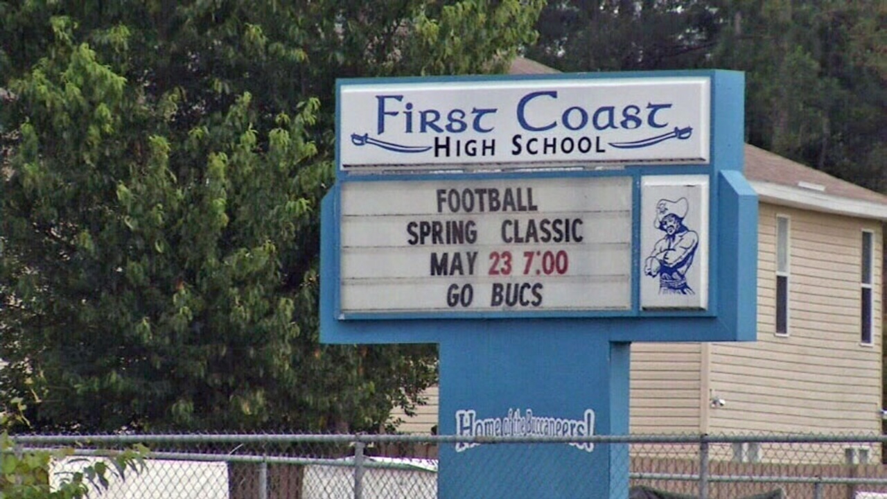 3 guns brought to First Coast High School in 3 weeks