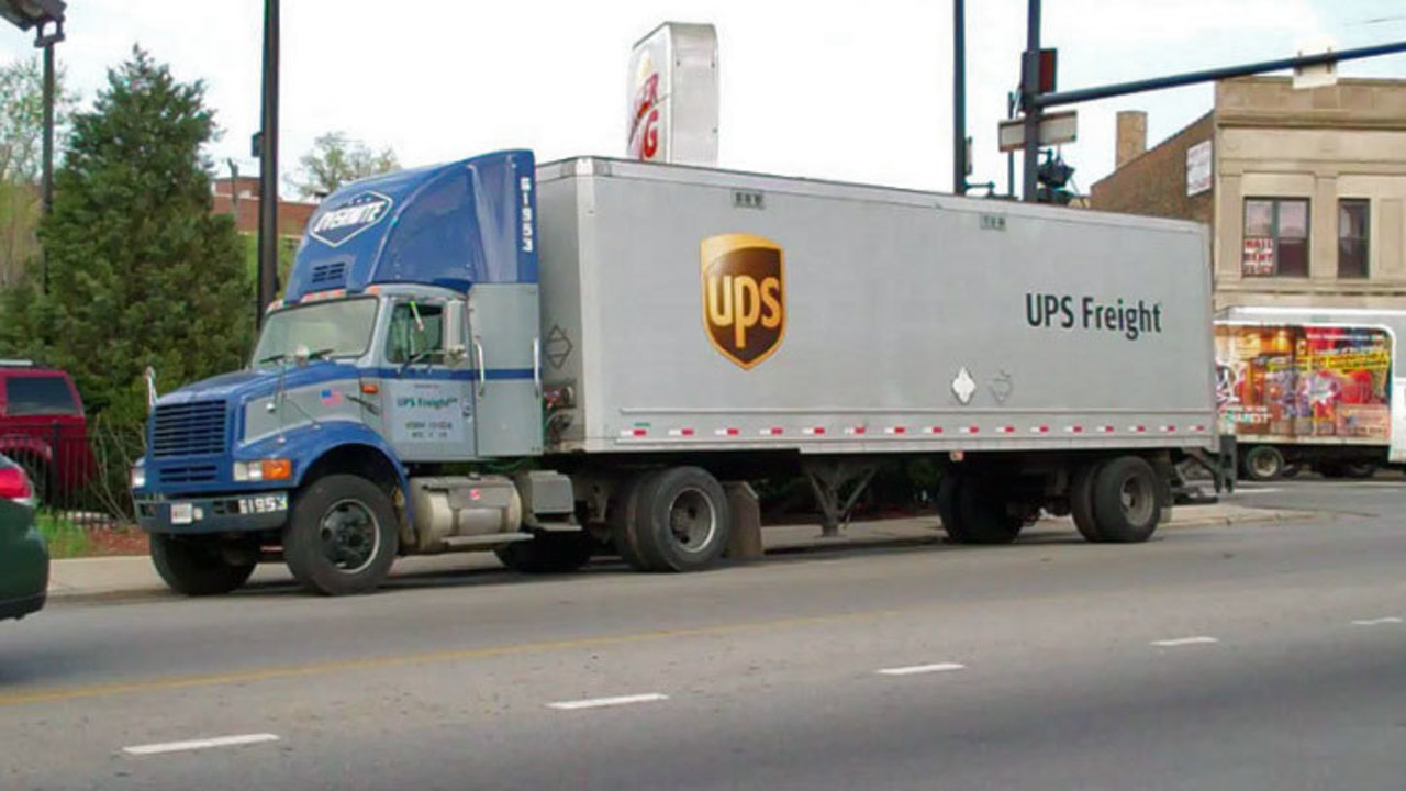 ups tractor trailer driver