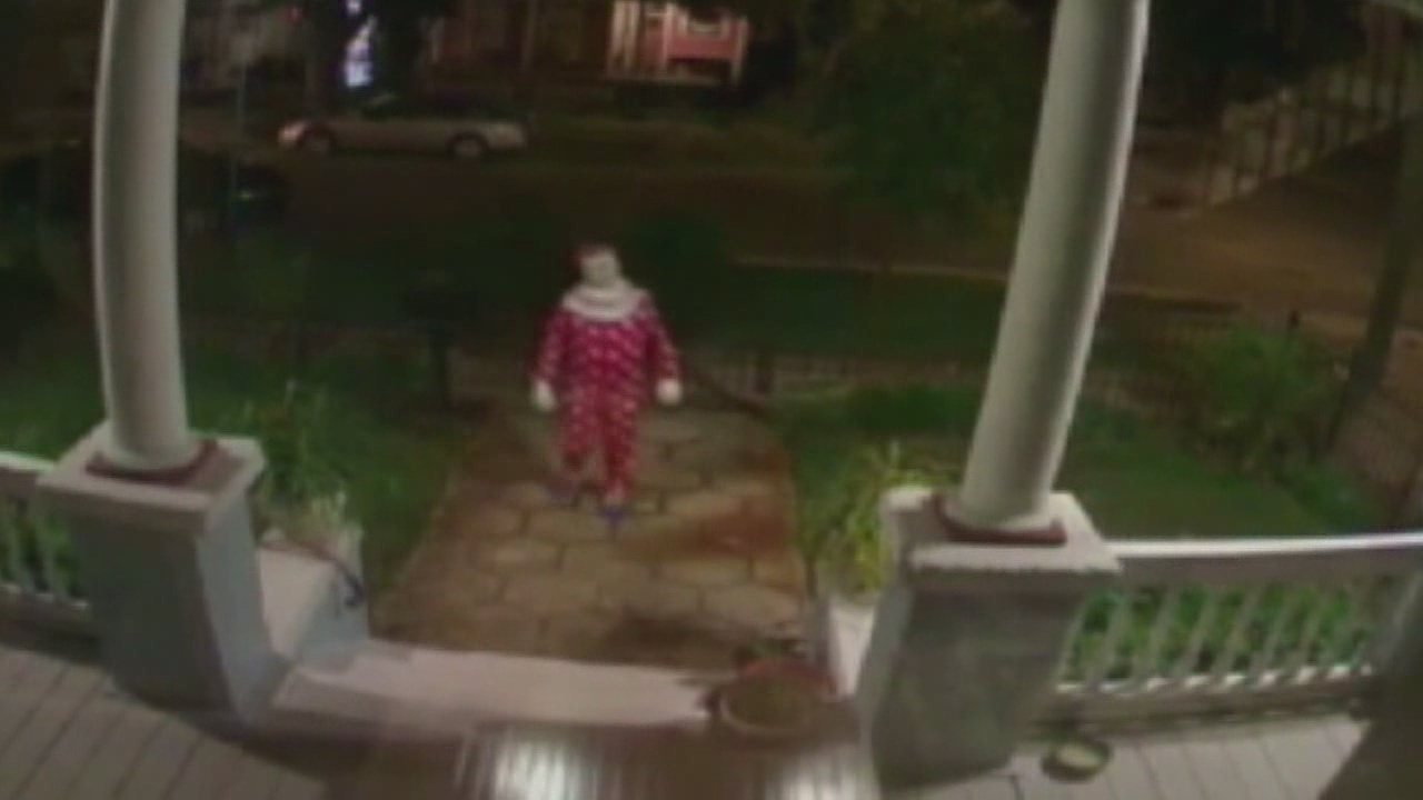 creepy clowns pop up