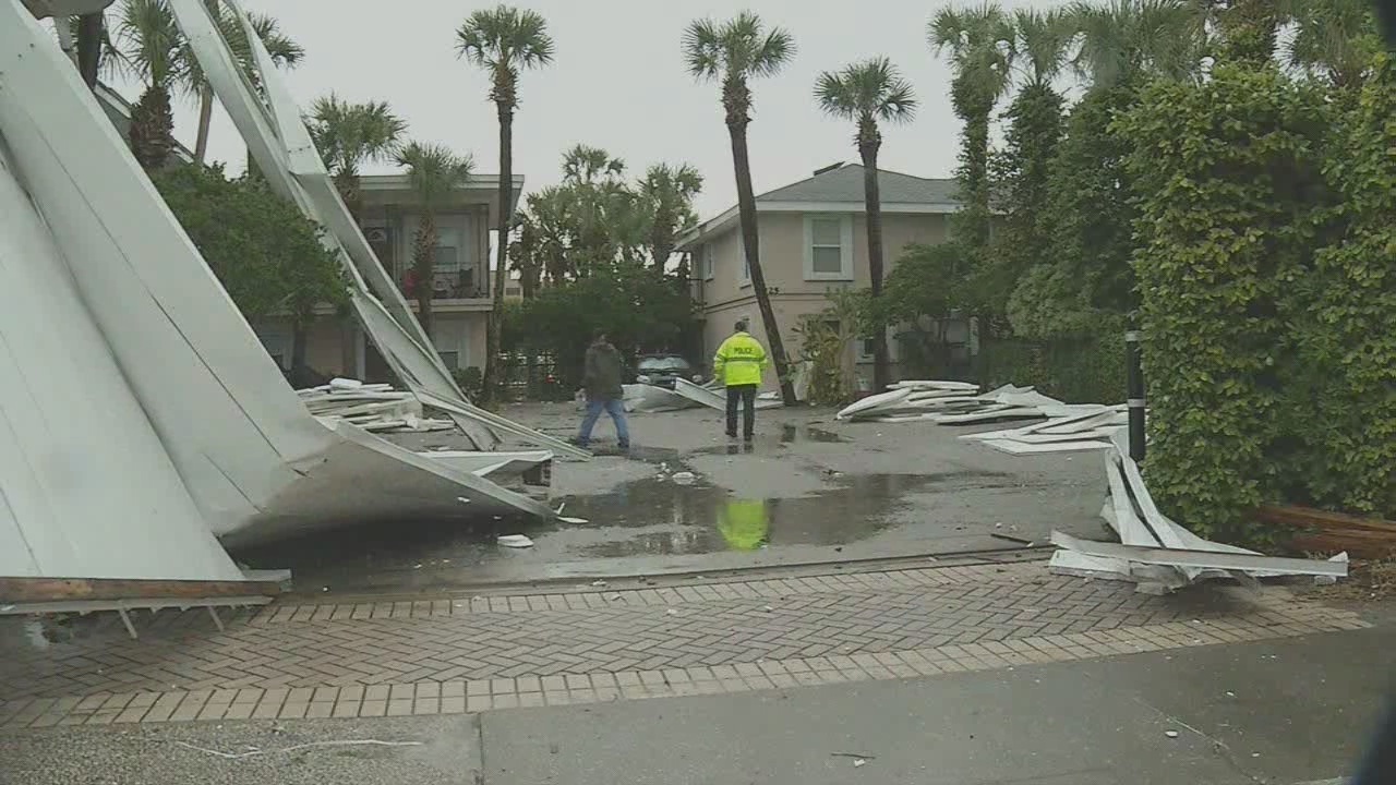 illegal for roofers to act as insurance adjusters experts warn illegal for roofers to act as insurance adjusters experts warn