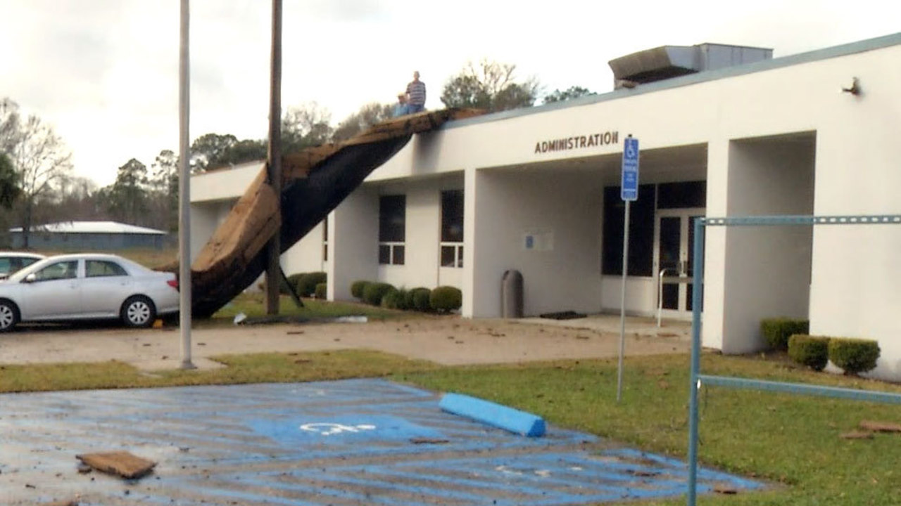 Lawtey Correctional facility under emergency lockdown