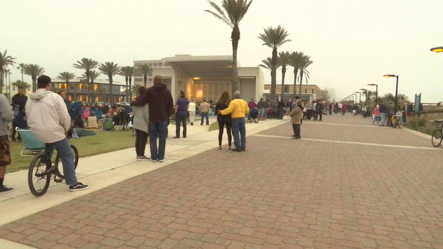 Jax Beach Comes Together For Sunrise Easter Service