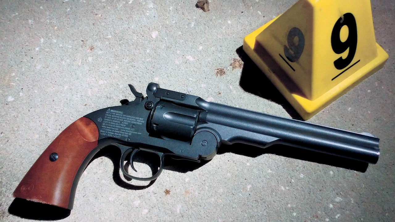 18yearold carrying revolver replica BB gun shot, killed by...
