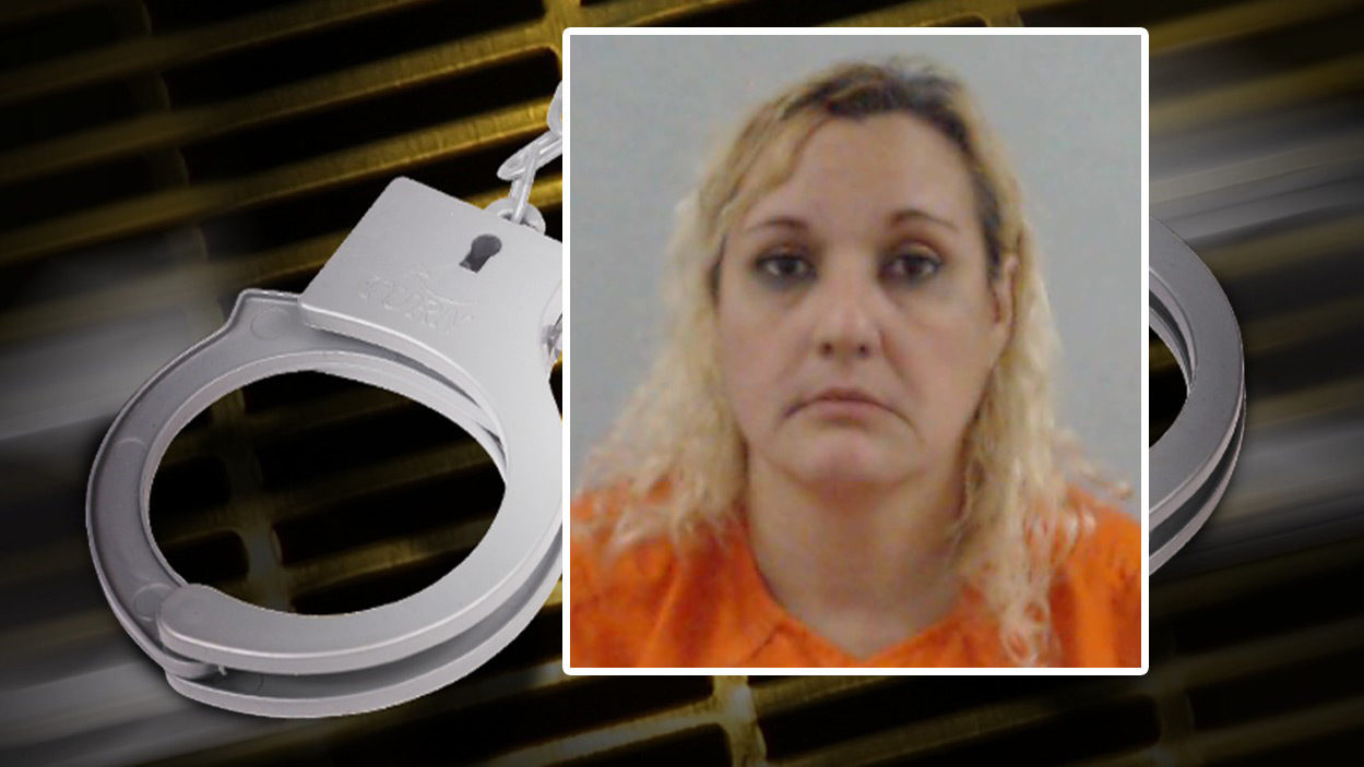 Deputies: Woman in car with drugs says she was delivering them to prison